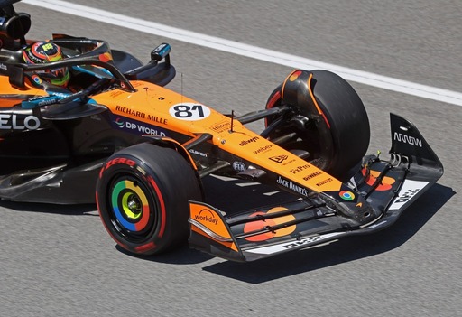 A McLaren uralta a Spanyol Nagydíj mindhárom szabadedzését