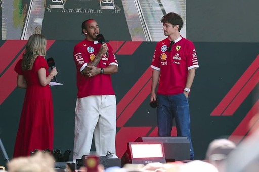 Ferrari - Hamilton és Leclerc kipróbálta a Ferrari 3 millió fontos szuperautóját