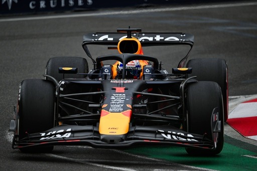 Williams - Verstappen tükörsimán nyerte az Azeri Nagydíjat, Piastri nagyot hibázott, Sainz a dobogón!