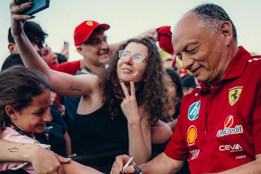 "Hiszek benne" – Domenicali meglepő kiállása a kritizált Ferrari-főnök mellett