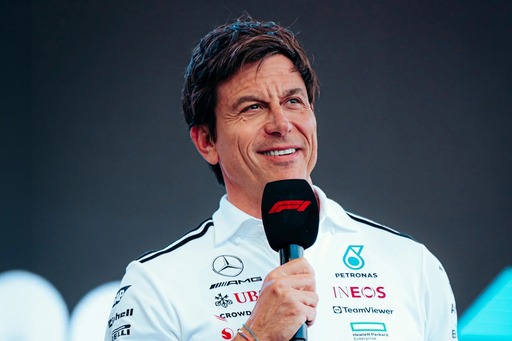 Mercedes - Wolff: Furcsa dolgokat láttunk a Ferrarinál és a Red Bullnál