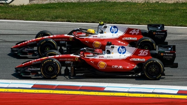 Trükkös szabálymódosítással állítja meg az FIA az F1-es autók száguldását