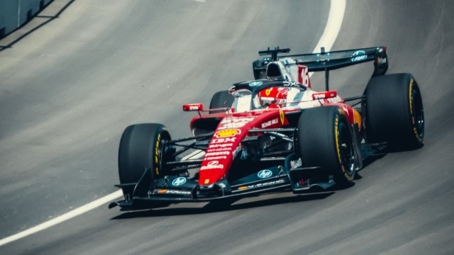 Ferrari - Rosberg keményen beszólt a Ferrarinak Hamilton újabb drámája után