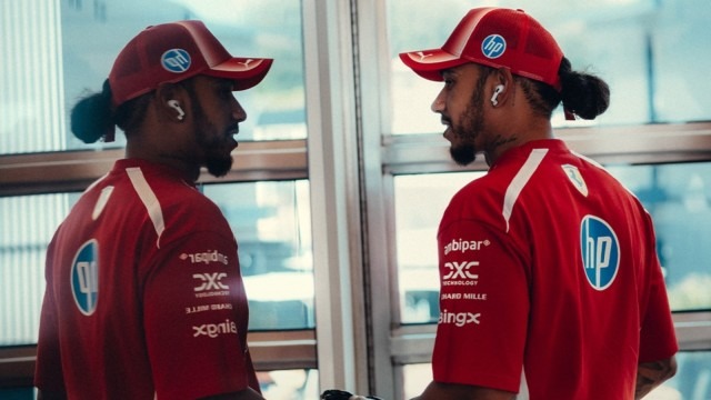 Ferrari - Bajnoki esélyessé lépett elő Lewis Hamilton a Ferrarinál