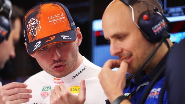 Red Bull Racing - Hatalmas hibát követhet el a Mercedes és a McLaren Verstappen mellőzésével