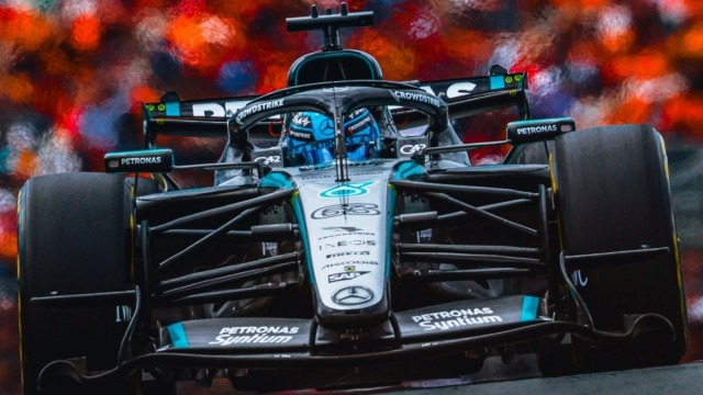 Mercedes - Nagyon súlyos mentális teher nyomja Russell vállait az Olasz Nagydíj előtt