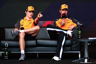 McLaren - „Piastri dührohamot kapott, hogy egy kis tőkét gyűjtsön Norris ellen!"