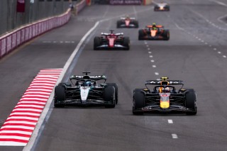 Red Bull Racing - „Katasztrofális” vagy csak kevés - az F1-es újságíró szerint elveszti a helyét a 25 éves pilóta