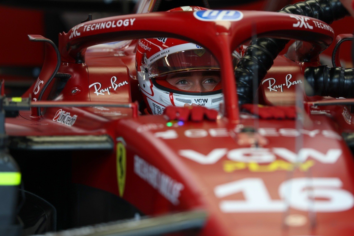 Ferrari - Leclerc szerint komoly kihívások várnak a Ferrarira az idény hajrájában