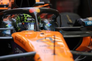 McLaren - Norris nem aggódik a Leclerc-rel történt szingapúri incidens miatt, Piastri villantott a gyakorláson