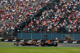 McLaren - A Red Bull reagált a McLaren érdekes elméletére!