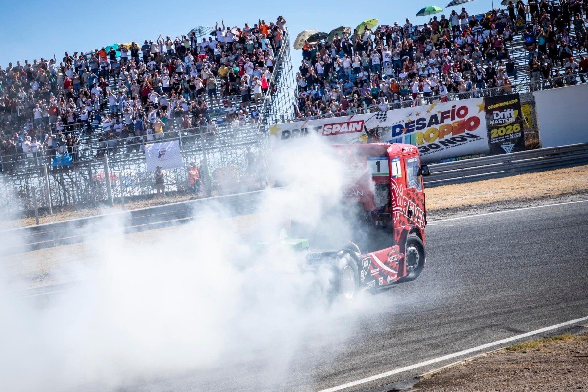 Kettős diadal Spanyolországban – Kiss Norbert és a Révész Racing csapatban is bajnok!