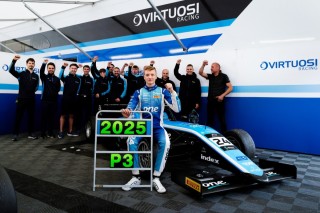 Történelmi sikert ért el Molnár Martin a brit F4 2025-ös szezonjában!