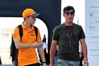 McLaren - Fontos fejlemény: sokatmondóan reagált Webber a Piastri-Ferrari F1-es pletykákra!