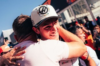 Haas F1 Team - Bearman apja elárulta a kulcsfontosságú döntés hátterét, amely a negyedik helyet hozta