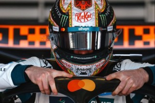 McLaren - Mi történhetett? Orvosi kezelésre szorult a McLaren hazai hőse