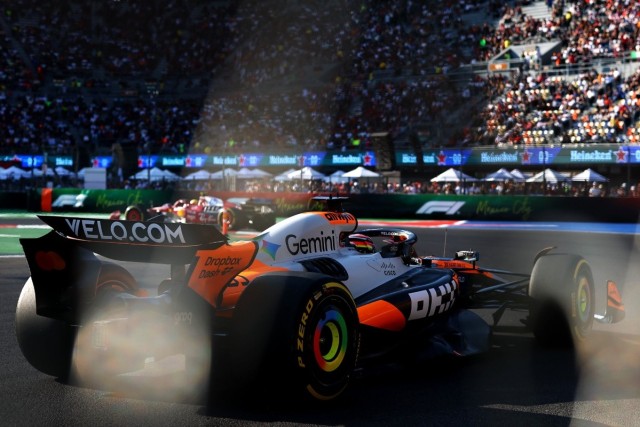 és  - A McLarennek egyelőre komoly fejtörést okoz a mexikói formahanyatlás