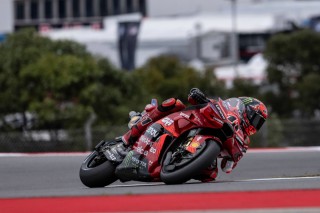 Bulega célba ért és pontot szerzett első MotoGP-futamán