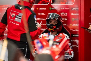 A csapat hibája miatt esett ki Bagnaia a valenciai időmérőn