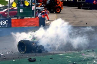 Sauber - Döbbenetes nézői felvétel készült Bortoleto 57G-s becsapódásáról (videó)