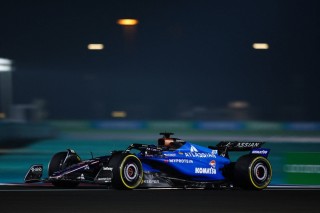 Williams - Vakmerő beállítást választott a Williams, 1.8 másodpercet ugrottak a tavalyi évhez képest