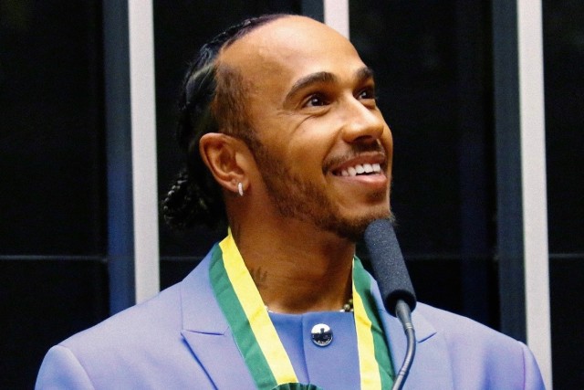 - Hamilton: Nem igazán érdekel a túl sokat el nem érő, többnyire fehér férfiak véleménye