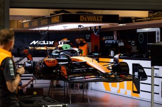 McLaren - A Red Bull és a McLaren is új elemekkel érkezett Las Vegasba