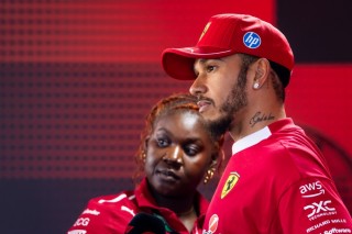 Ferrari - Tagadja a Ferrari, hogy feszült lenne a kapcsolata Lewis Hamiltonnal
