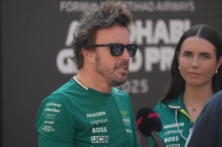 Aston Martin - Alonso üzent Norrisnak: "2010"