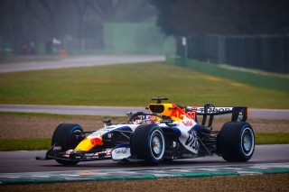Racing Bulls - Így üvöltött fel az imolai pályán a Red Bull és a Ford közös fejlesztésű 2026-os motorja (videó)