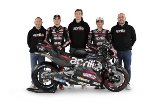 Aprilia Racing - Bemutatkozott Martin és Bezzecchi motorja is, az Aprilia RS-GP26