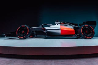 Valóban pályára gurult az Audi F1-es autója – itt vannak az első felvételek