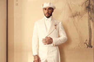Mercedes - Így alakult Lewis Hamilton öltözködési evolúciója a McLarentől a Ferrariig