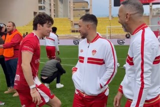 Ferrari - Leclerc futballcipőt húzott, de a Ferrari volánjánál jobban teljesít (videó)
