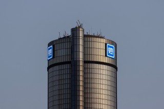 Lapátra teszi több ezer mexikói munkavállalóját a GM