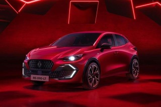 A Renault nem engedi el a hibridet – jön az új Super Hybrid platform