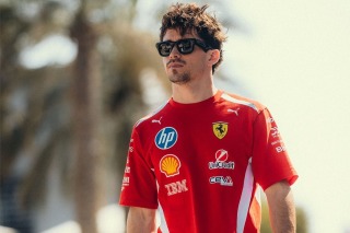 Ferrari - Szigorú tiltást vezettek be a Ferrarinál Charles Leclerc győzelme után