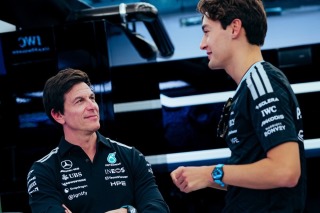 Mercedes - Vége a barátságnak? Drámai döntésre készül a Mercedes