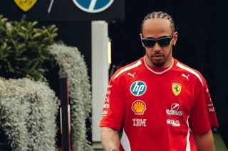 Ferrari - Hamilton odaszúrt Ralf Schumachernek Barcelonában, Coulthard is meglepődött