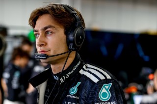 Mercedes - Russell nem félti a Forma–1-et, de teljesen megérti Verstappen távozási szándékát