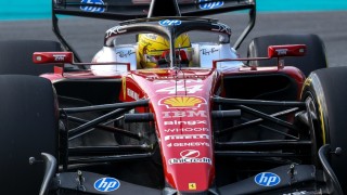 Ferrari - Lewis Hamilton videója letarolja az internetet