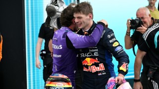 Red Bull Racing - Élő adásban esett egymásnak a két korábbi pilóta Verstappen manővere miatt