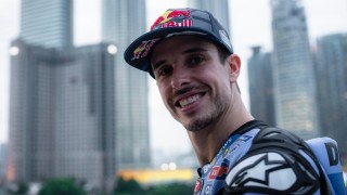 Kórházi fotóval jelentkezett Alex Márquez a félelmetes bukása után