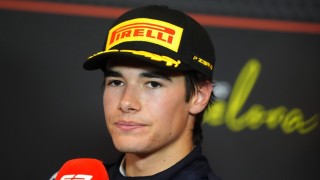 Őrült utolsó kör döntött Miamiban: elképesztő manőverrel nyerte az F2-es sprintet Tsolov