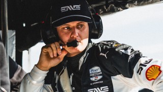 Mick Schumacher falazott az Indy 500 hajrájában, mégis történelmet írt