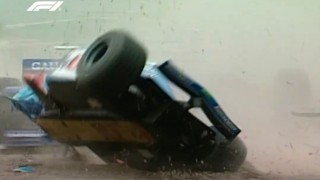 Órási káosz a Kanadai Nagydíjon – csak úgy repkedtek az F1-es autók