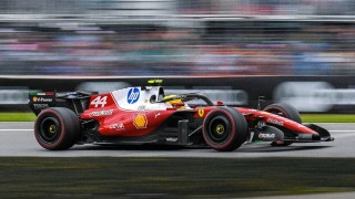 Mercedes - Óriási dráma a Belga Nagydíj rajtja után – Hamilton nekiment Russellnek (videó)