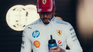 Ferrari - Hamilton bizonyítékkal állt elő, az egyik büntetése teljesen igazságtalan volt