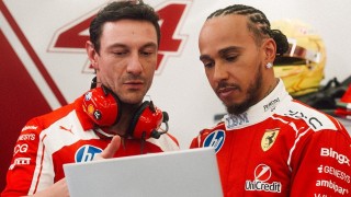 Ferrari - Hamilton szerint türelem kell a Ferrari felemelkedéséhez
