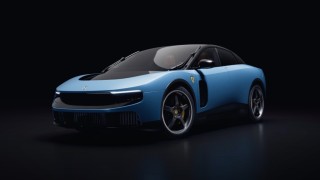 Ferrari - Piero Ferrari: Üljenek be és vezessék azt elektromos autónkat, és csak utána ítélkezzenek